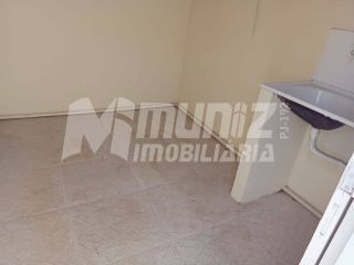 vende-se otima casa c/2 pavimentos Av Gonçalo Prado Rollemberg