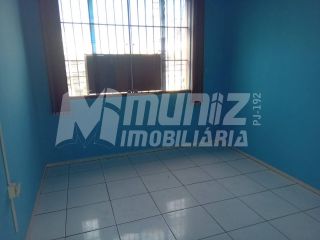 vende-se otima casa c/2 pavimentos Av Gonçalo Prado Rollemberg