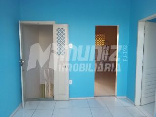 vende-se otima casa c/2 pavimentos Av Gonçalo Prado Rollemberg