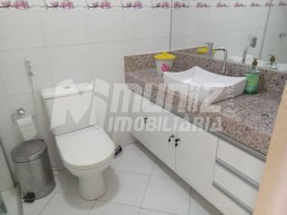 vende-se otima casa c/2 pavimentos Av Gonçalo Prado Rollemberg