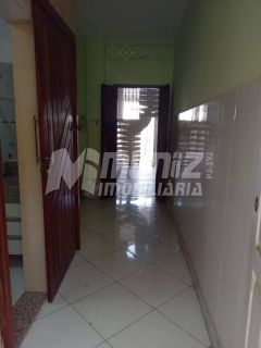 vende-se otima casa c/2 pavimentos Av Gonçalo Prado Rollemberg