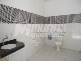 GALERIA  COM 3 APTS RESIDENCIAS E SETE SALAS COMERCIAS