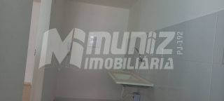 ALUGA-SE APT NO COND. GREEN VILLAGE