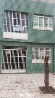 Casa à Venda com 2 Pavimentos — Versátil para Residência ou Negócio