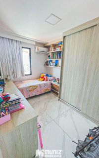 Apartamento à Venda com Varanda Gourmet e Móveis Planejados no Edifício Octávio Soares Filho