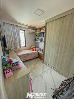 Apartamento à Venda com Varanda Gourmet e Móveis Planejados no Edifício Octávio Soares Filho