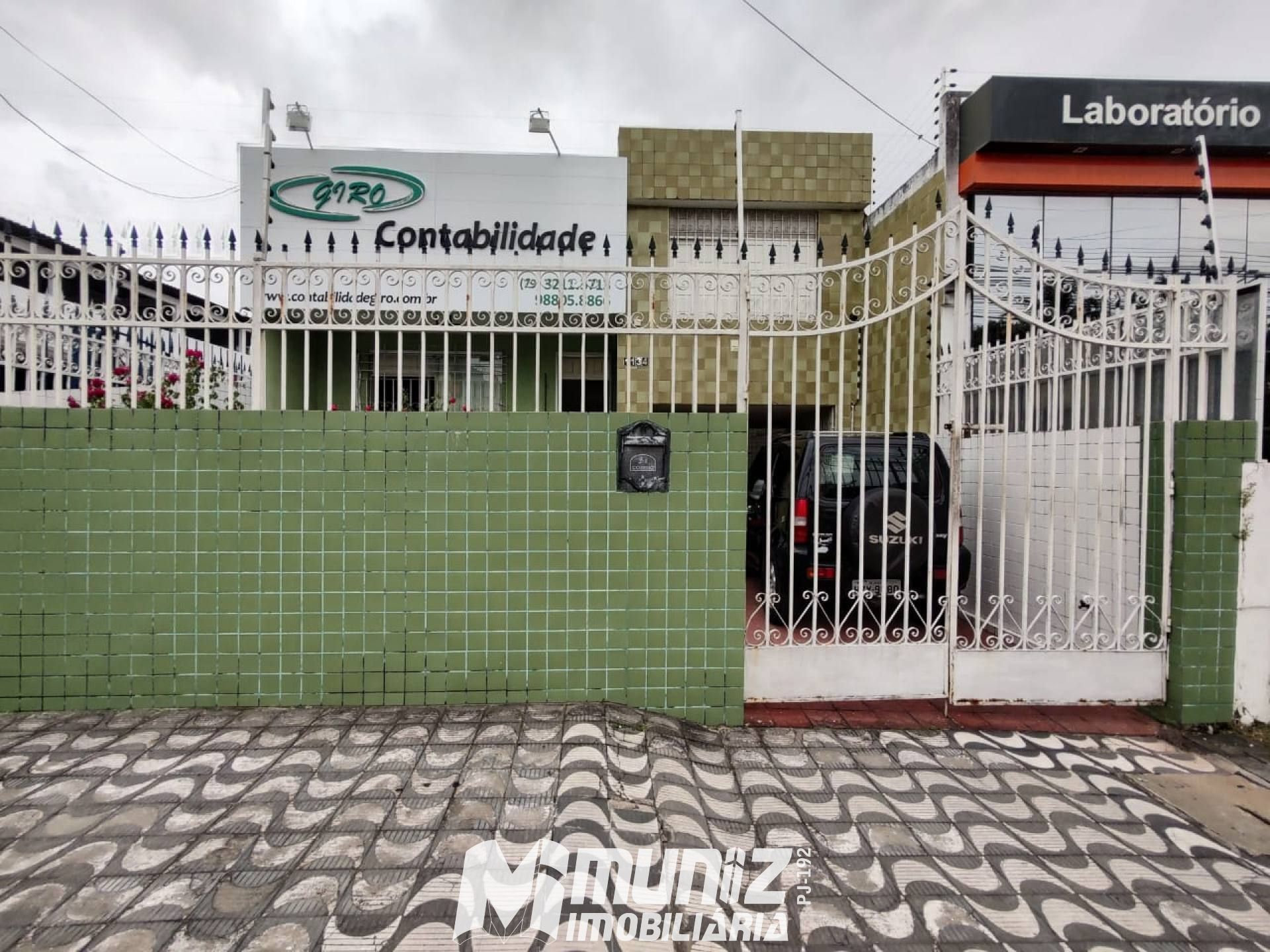 Vende-se Imóvel Comercial e Residencial de 2 Pavimentos na Desembargador Maynard
