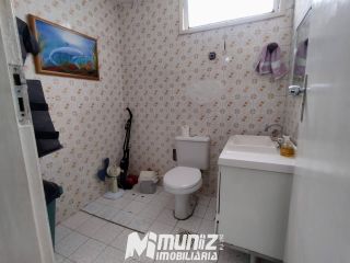 Vende-se Imóvel Comercial e Residencial de 2 Pavimentos na Desembargador Maynard