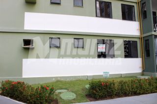VENDE-SE APT EM FRENTE A UNIT DA FAROLANDIA