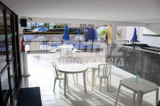 VENDE-SE APT EM FRENTE A UNIT DA FAROLANDIA