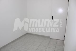 VENDE-SE APT EM FRENTE A UNIT DA FAROLANDIA