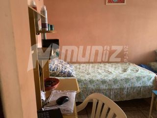 VENDE-SE CASA C/2 PAV. C/2 KITNET - Para Comercio ou Residencia
