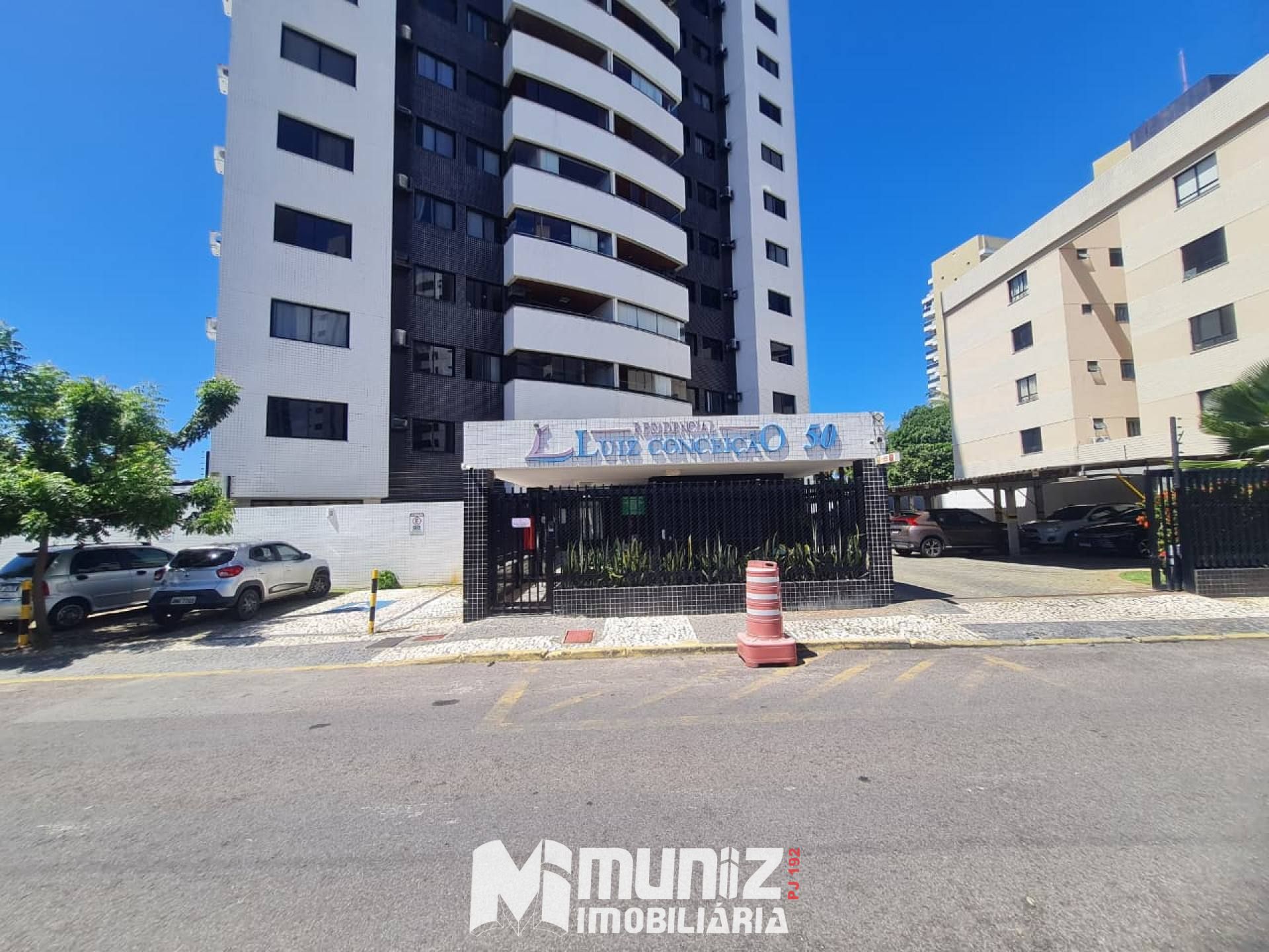 Excelente Apartamento Isento de IPTU  No Edifício Luiz Conceição